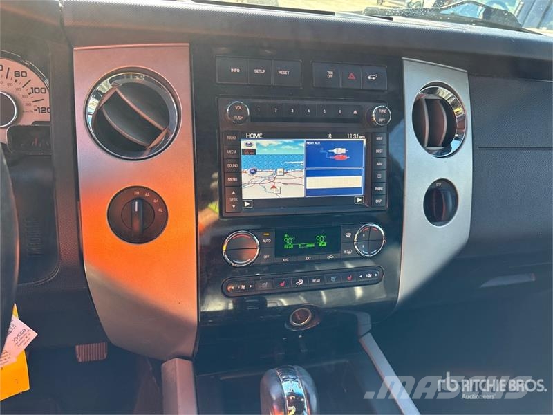 Ford Expedition 4WD SUV Cars