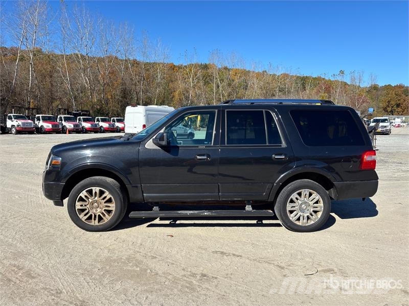 Ford Expedition 4WD SUV Cars