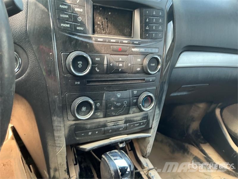 Ford Explorer 자동차