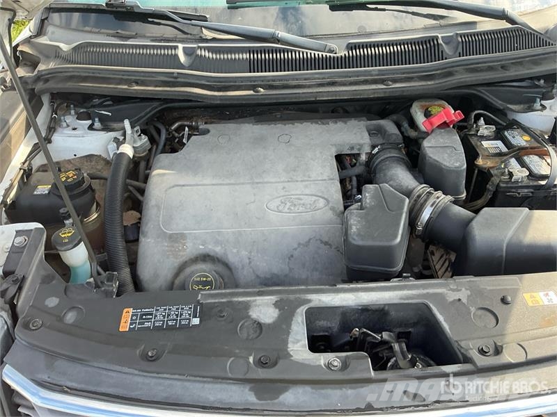 Ford Explorer 자동차