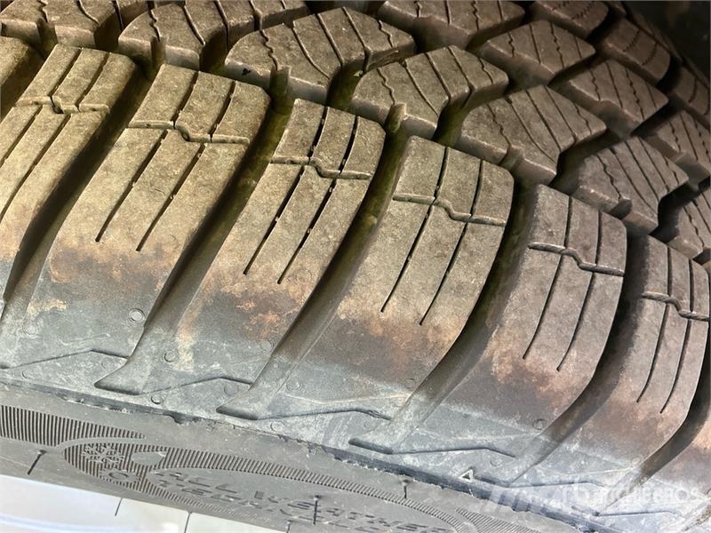 Ford Explorer 자동차