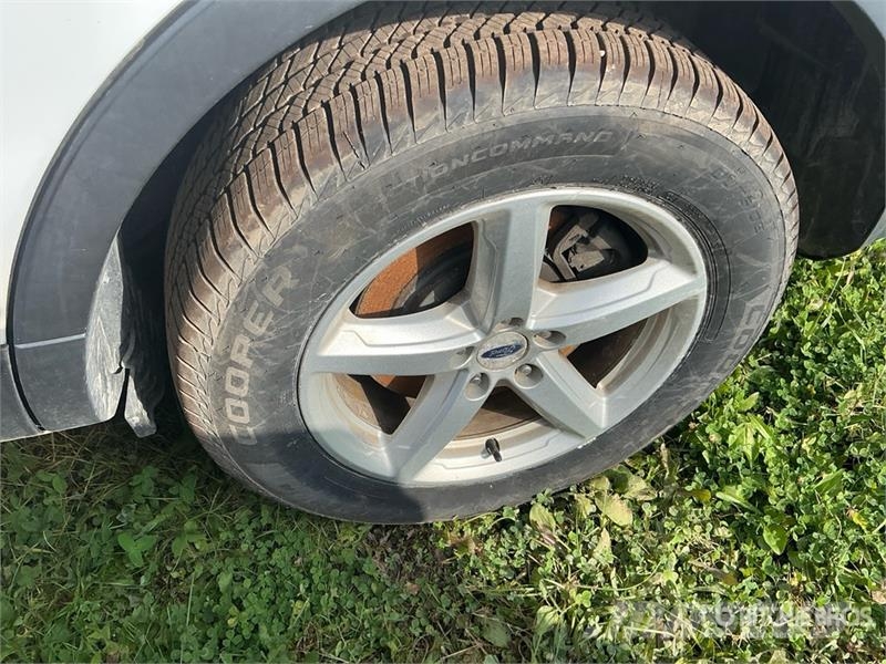 Ford Explorer 자동차