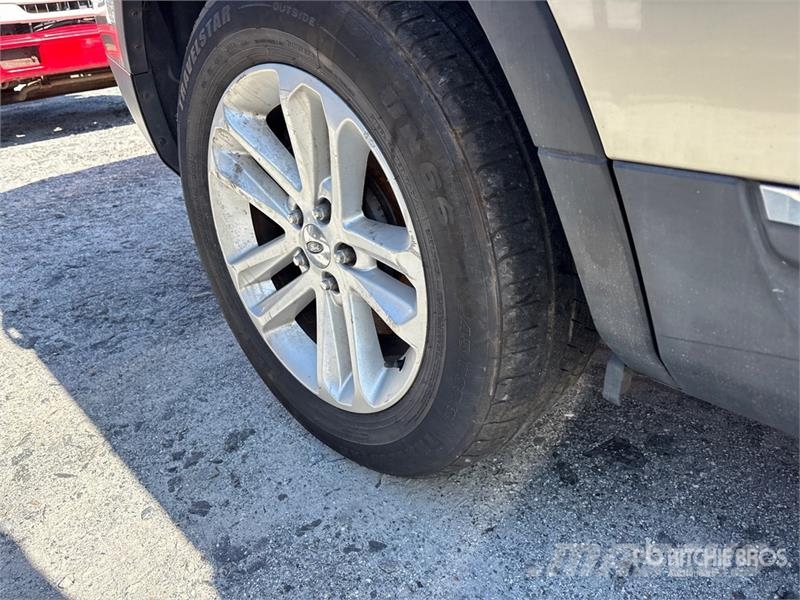 Ford Explorer Automašīnas