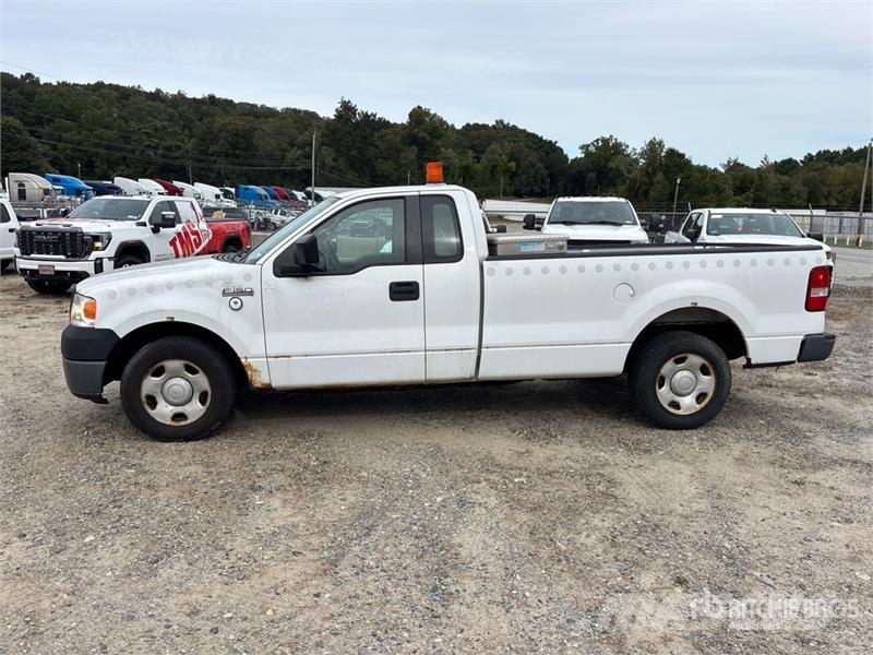 Ford F-150 4x2 Extended Cab Pickup (Inoperable) Інше