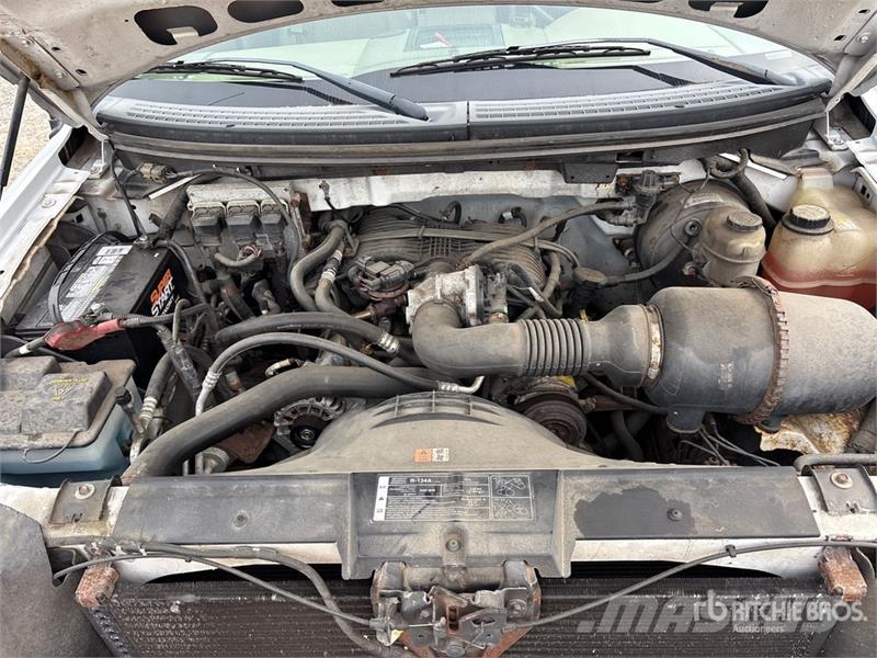 Ford F-150 4x2 Extended Cab Pickup (Inoperable) Інше
