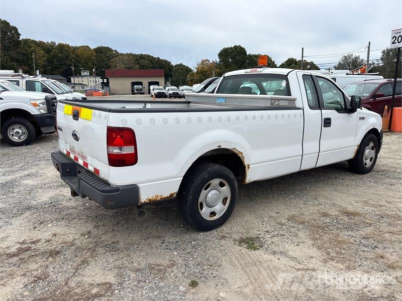 Ford F-150 4x2 Extended Cab Pickup (Inoperable) Інше