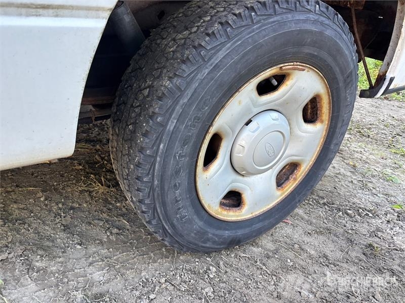 Ford F-150 4x2 Extended Cab Pickup (Inoperable) Інше