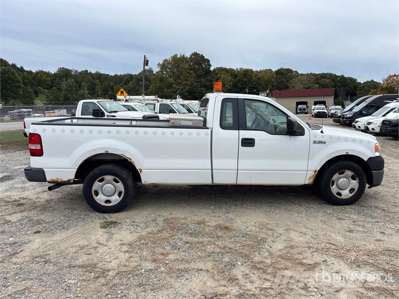 Ford F-150 4x2 Extended Cab Pickup (Inoperable) Інше