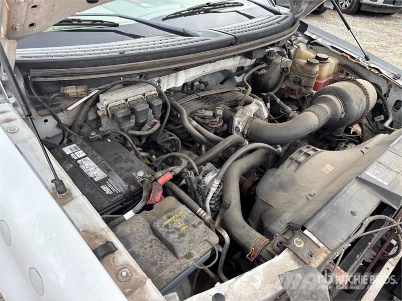 Ford F-150 4x2 Extended Cab Pickup (Inoperable) Інше