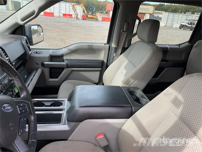 Ford F-150 4x4 Crew Cab Pickup Other