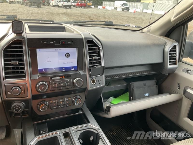 Ford F-150 4x4 Crew Cab Pickup Other