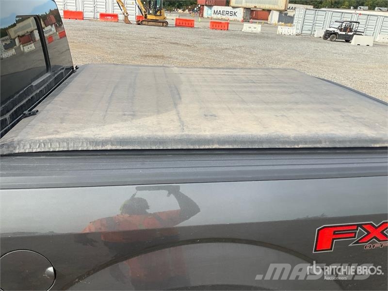 Ford F-150 4x4 Crew Cab Pickup Other