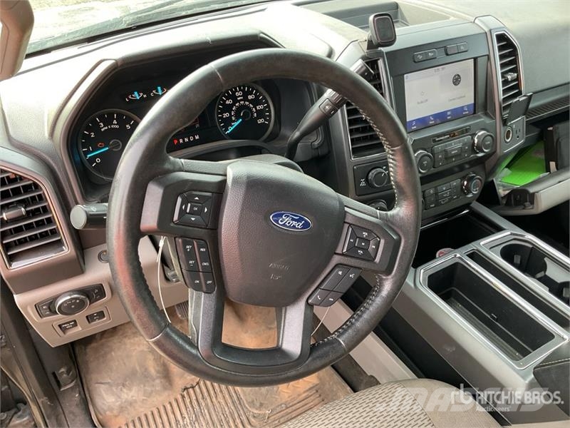 Ford F-150 4x4 Crew Cab Pickup Other