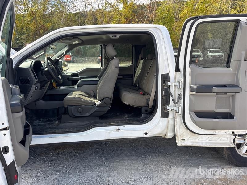 Ford F-150 4x4 Extended Cab Pickup Ostalo