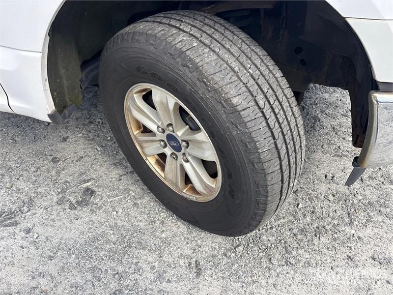 Ford F-150 4x4 Extended Cab Pickup 其他