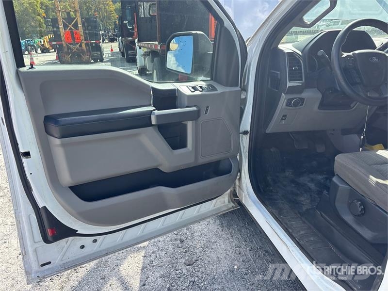Ford F-150 4x4 Extended Cab Pickup Ostalo