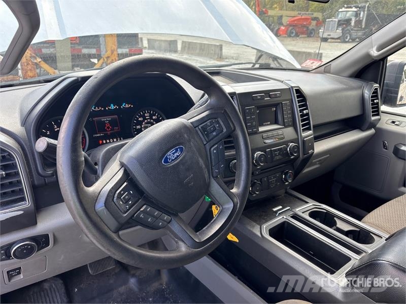 Ford F-150 4x4 Extended Cab Pickup Ostalo