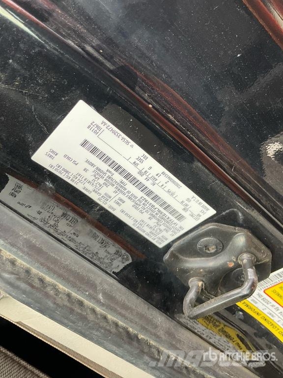 Ford F-150 4x4 Extended Cab Pickup その他