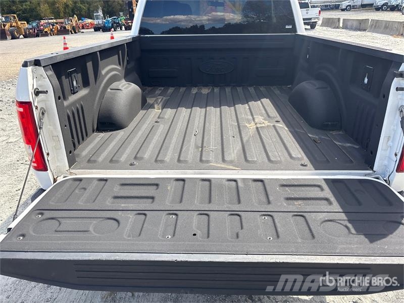 Ford F-150 4x4 Extended Cab Pickup Ostalo