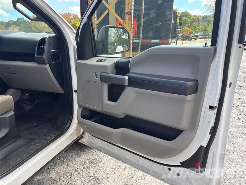 Ford F-150 4x4 Extended Cab Pickup 其他