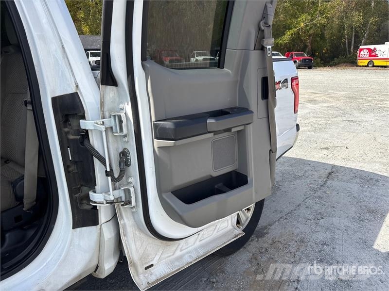 Ford F-150 4x4 Extended Cab Pickup Ostalo