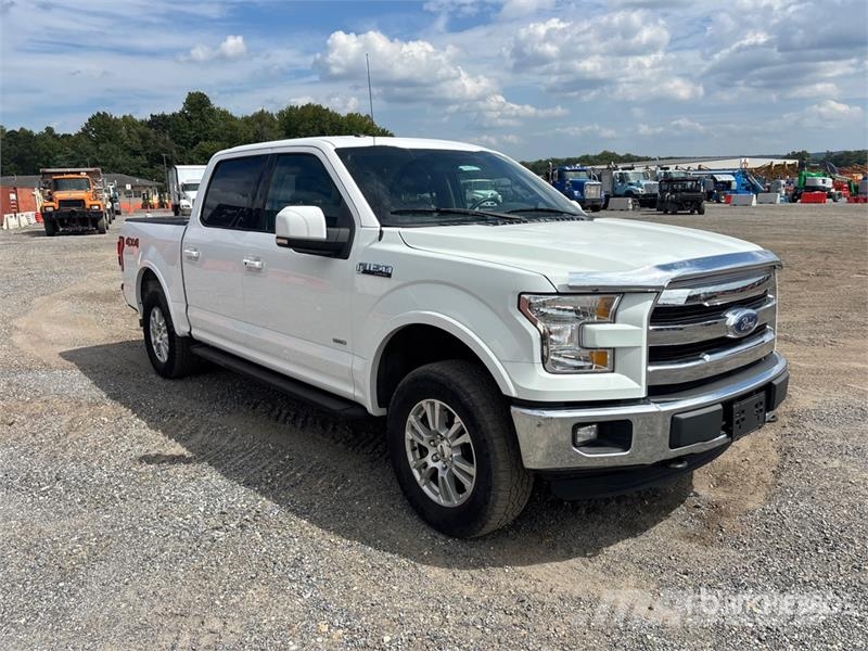 Ford F-150 Lariat 4x4 Crew Cab Pickup 其他