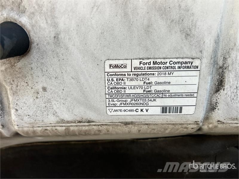 Ford F-150 Platinum 4x4 Crew Cab Pickup 其他