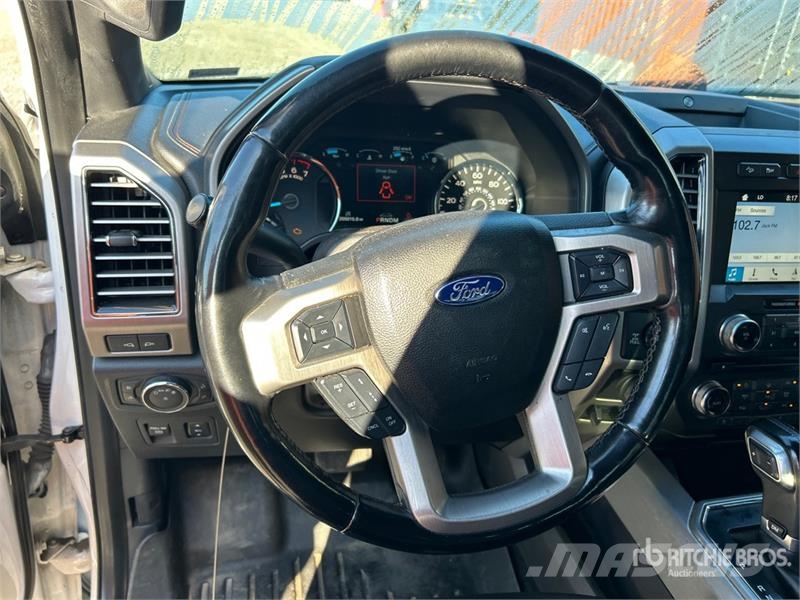 Ford F-150 Platinum 4x4 Crew Cab Pickup Άλλα Vans
