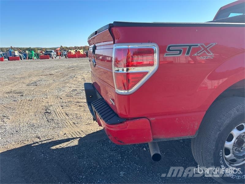 Ford F-150 STX 4x4 Extended Cab Pickup Прочие фургоны