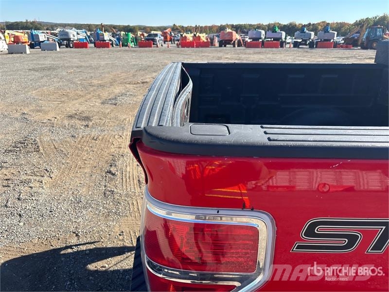 Ford F-150 STX 4x4 Extended Cab Pickup Прочие фургоны