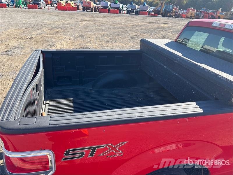 Ford F-150 STX 4x4 Extended Cab Pickup Прочие фургоны