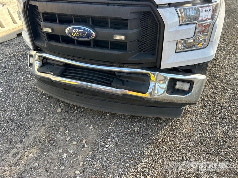 Ford F-150 XL 4x2 Extended Cab Pickup Furgoni altro