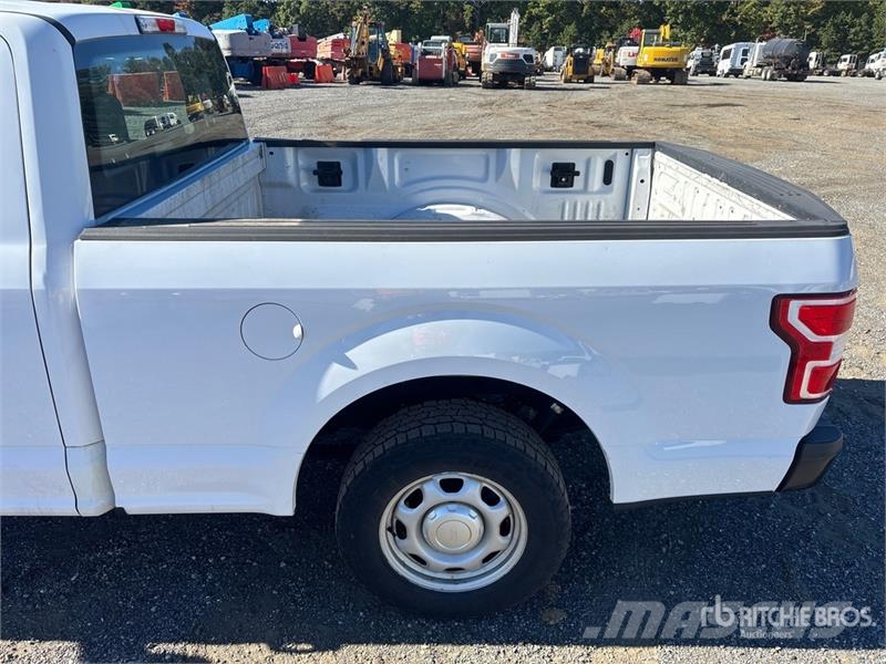 Ford F-150 XL 4x2 Extended Cab Pickup Otras furgonetas