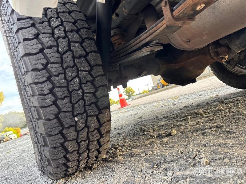 Ford F-150 XL 4x2 Extended Cab Pickup その他