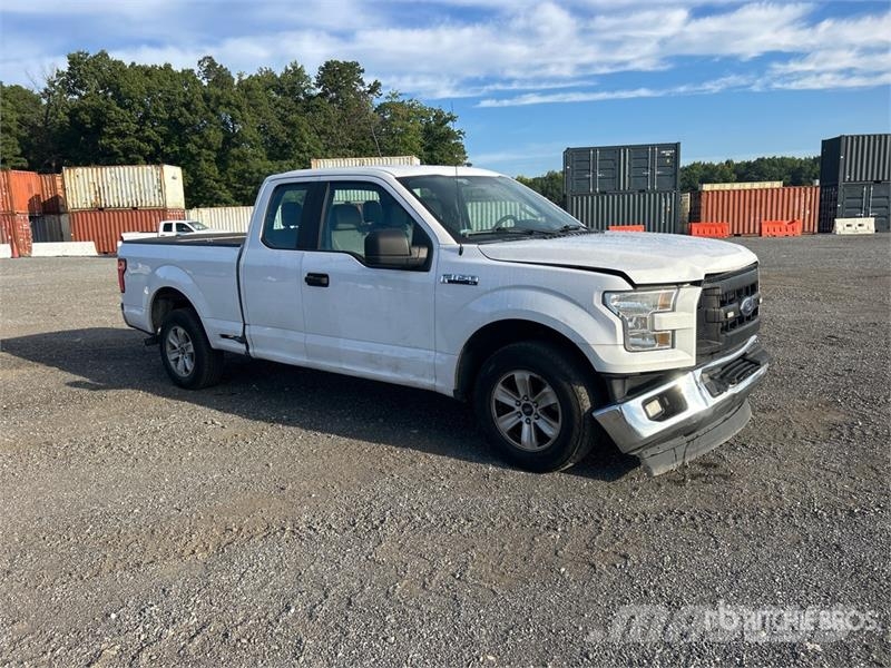 Ford F-150 XL 4x2 Extended Cab Pickup Furgoni altro