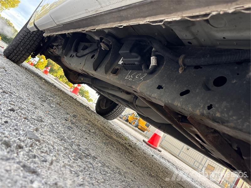 Ford F-150 XL 4x2 Extended Cab Pickup その他