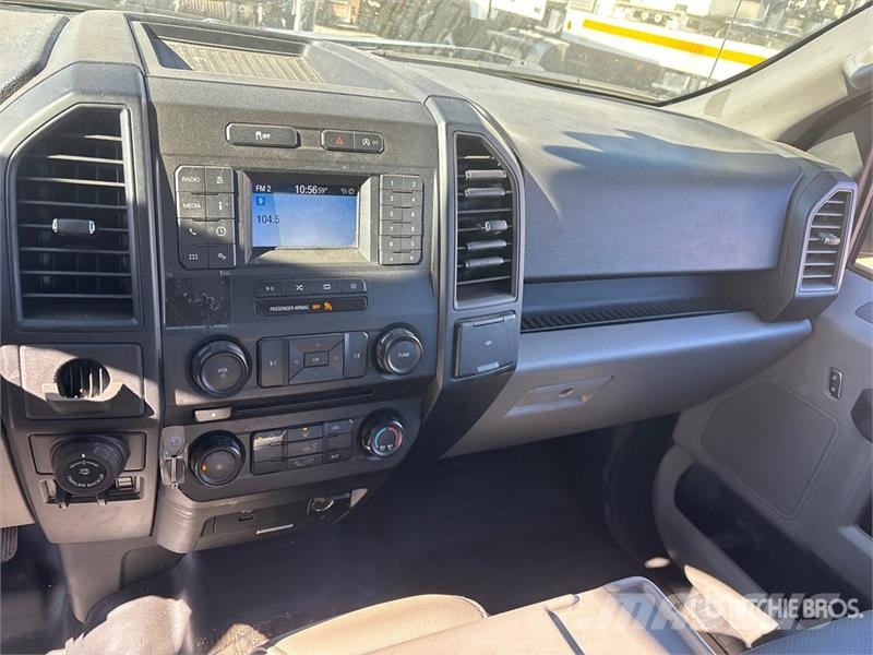 Ford F-150 XL 4x2 Extended Cab Pickup Otras furgonetas