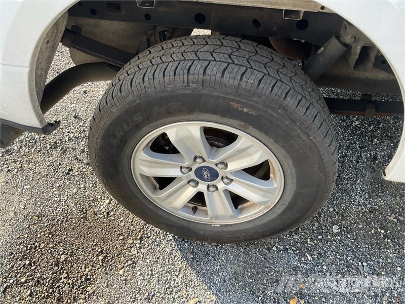 Ford F-150 XL 4x2 Extended Cab Pickup Furgoni altro