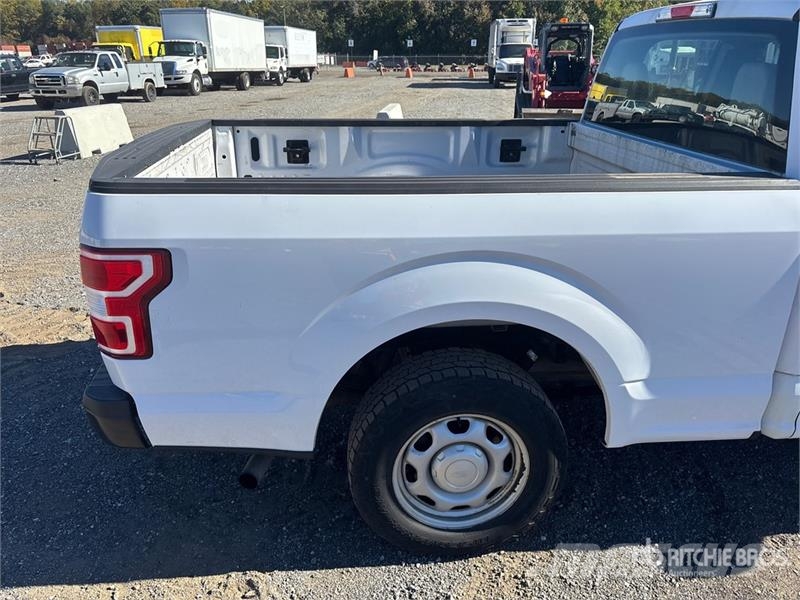 Ford F-150 XL 4x2 Extended Cab Pickup Otras furgonetas