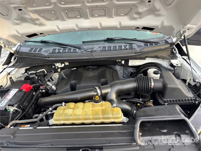 Ford F-150 XL 4x2 Extended Cab Pickup その他