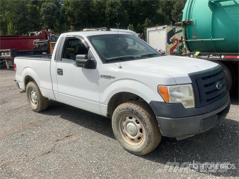 Ford F-150 XL 4x2 Pickup 其他