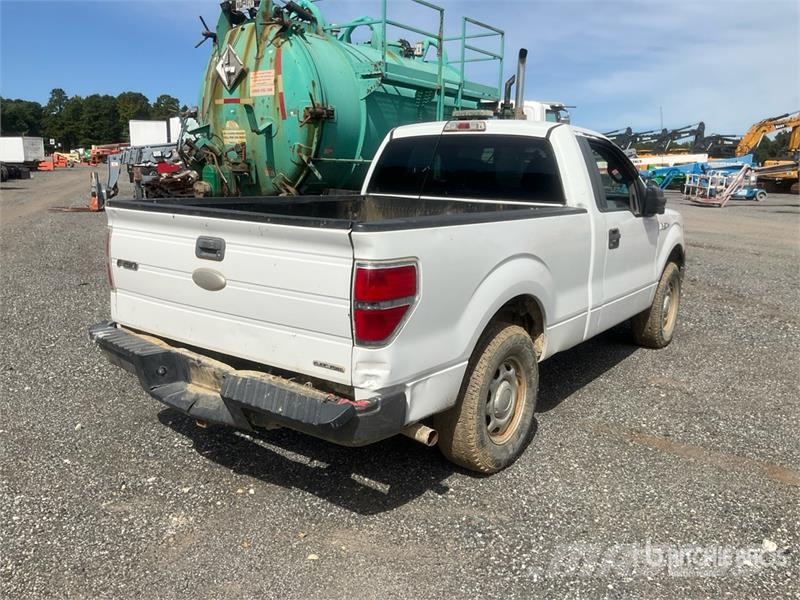 Ford F-150 XL 4x2 Pickup 其他