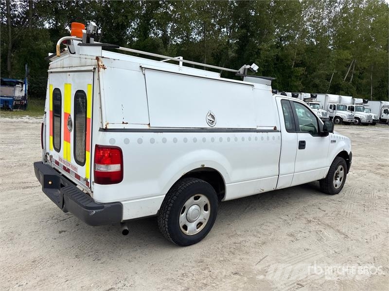 Ford F-150 XL 4x2 Pickup (Inoperable) Інше