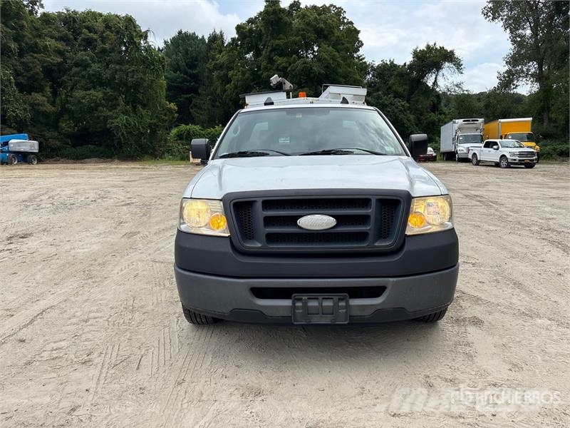 Ford F-150 XL 4x2 Pickup (Inoperable) Інше