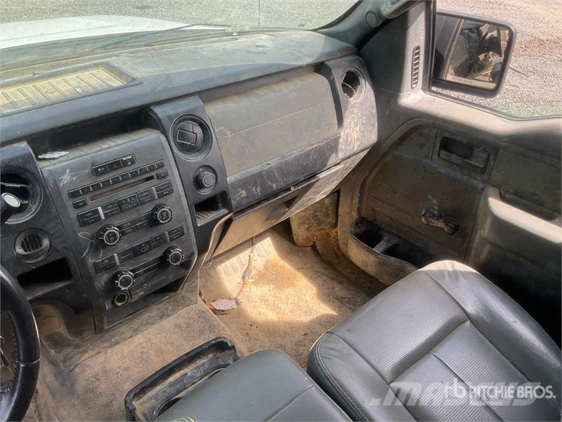 Ford F-150 XL 4x2 Pickup 其他