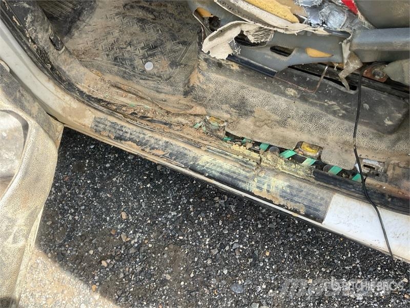 Ford F-150 XL 4x2 Pickup (Inoperable) Ostalo
