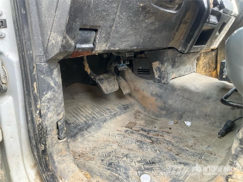 Ford F-150 XL 4x2 Pickup 其他
