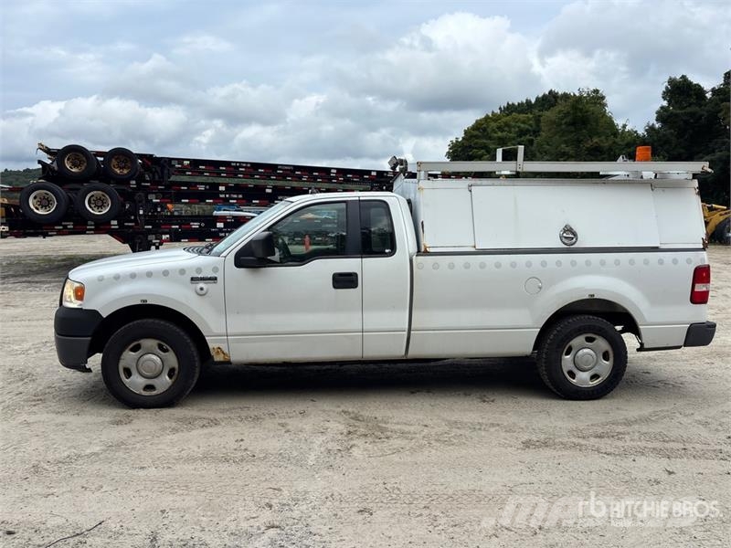 Ford F-150 XL 4x2 Pickup (Inoperable) Інше
