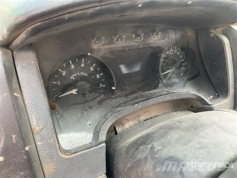 Ford F-150 XL 4x2 Pickup 其他
