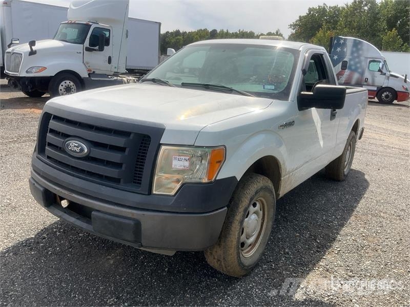 Ford F-150 XL 4x2 Pickup 其他